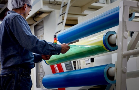 three clear beakers placed on tabletop