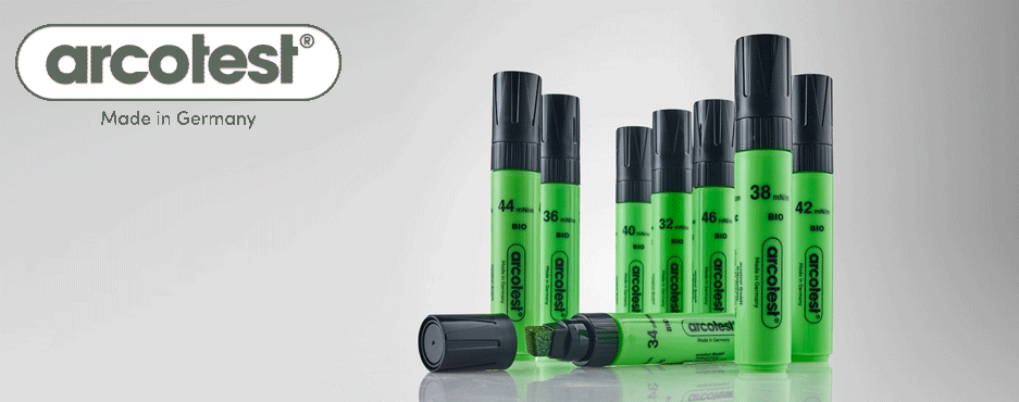 three clear beakers placed on tabletop